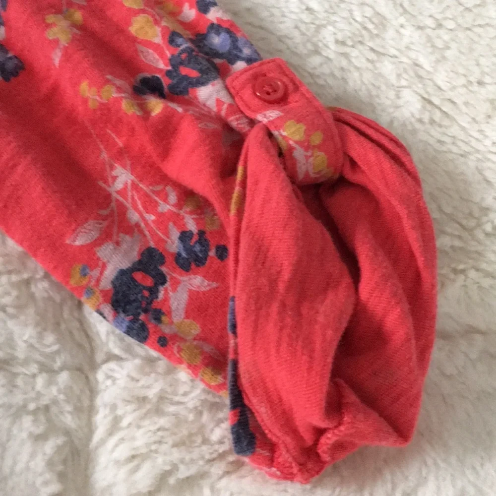 Gap Kids 12 (XL) Floral Top EUC Reddish-Coral